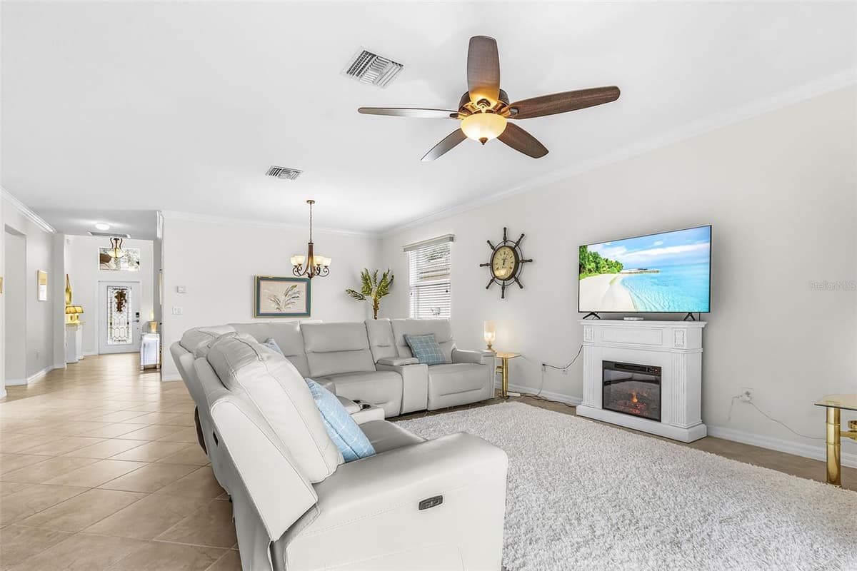 21250 BELLA TERRA BOULEVARD — photo 17 of 27