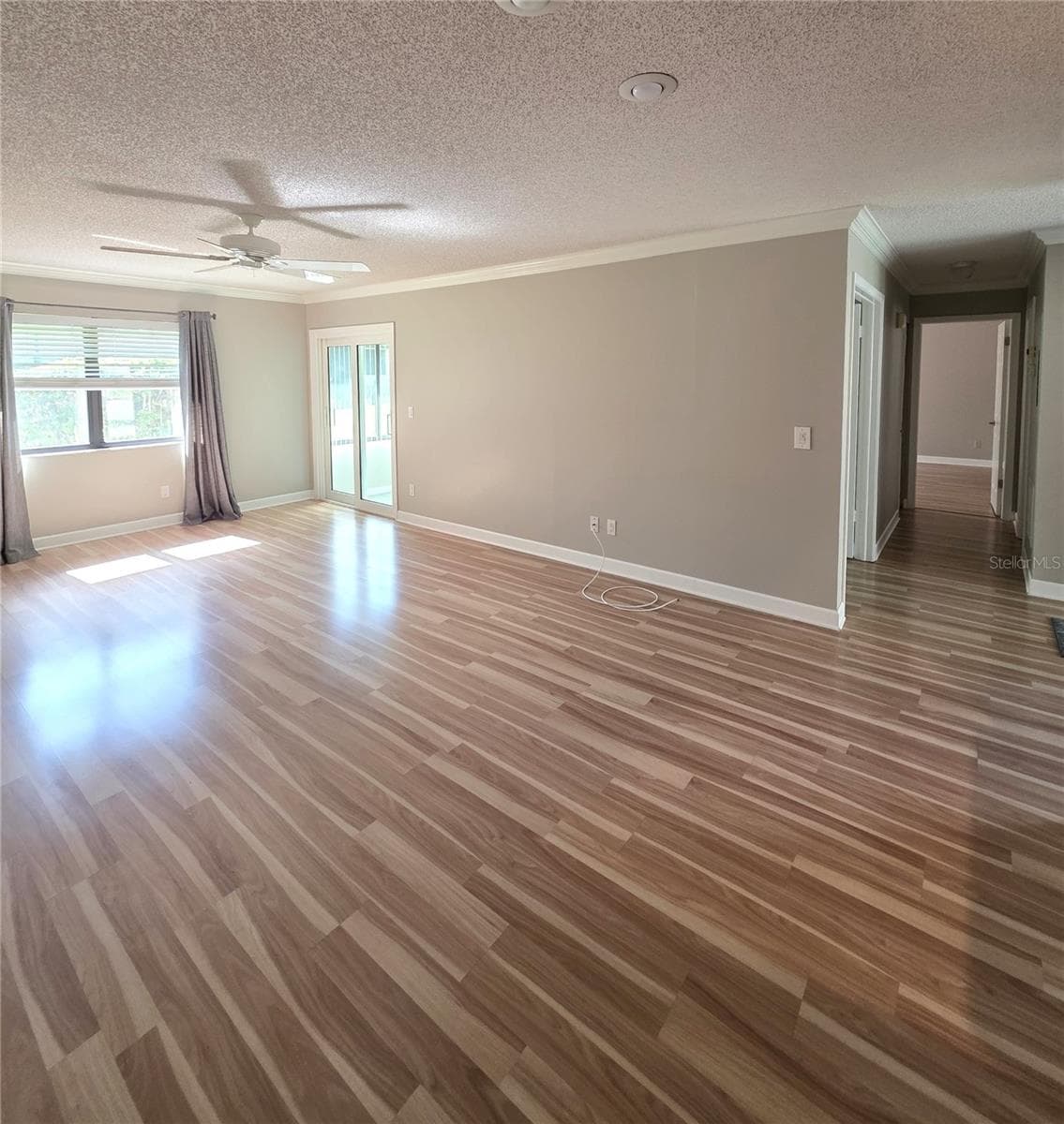 4045 BLUFF OAK COURT — photo 9 of 29