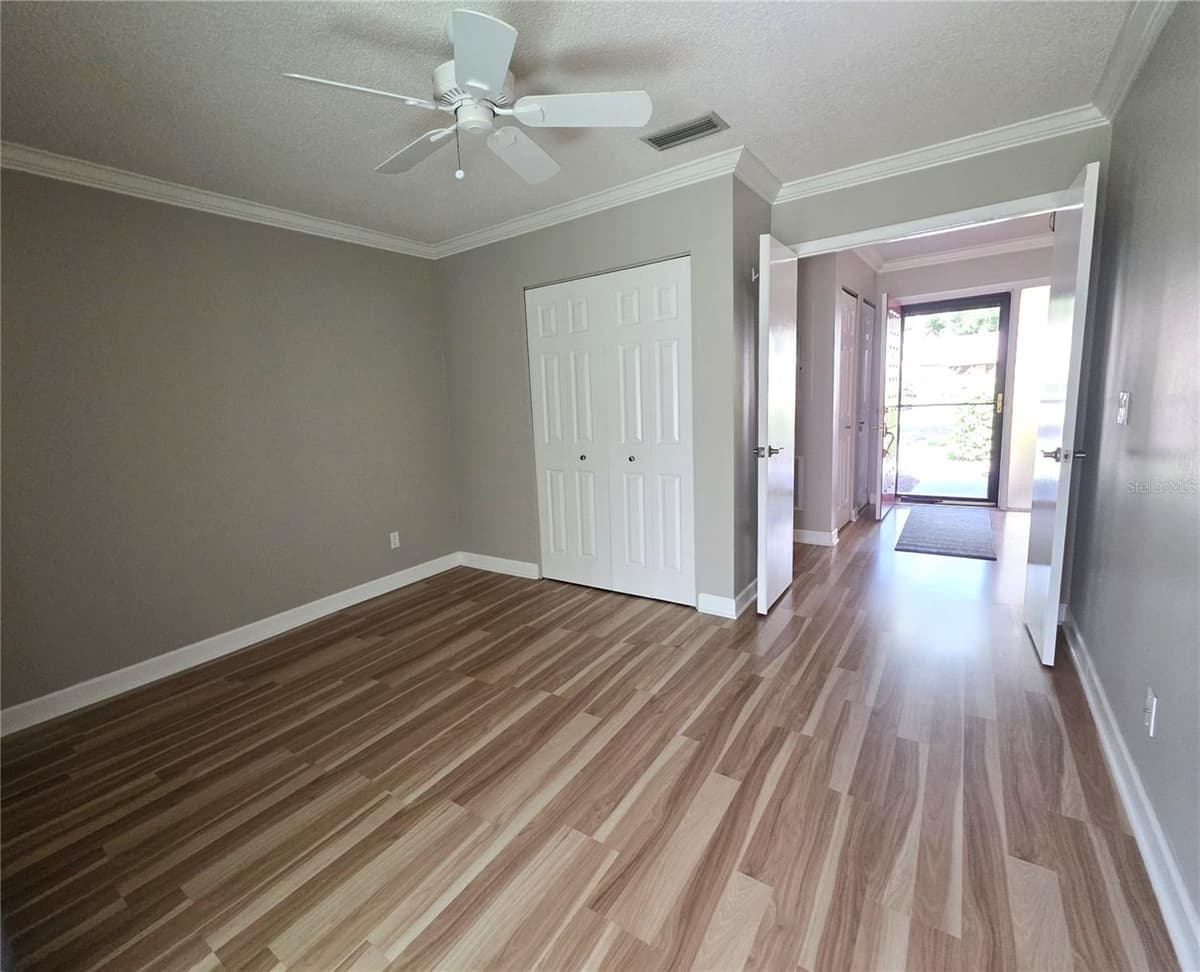 4045 BLUFF OAK COURT — photo 12 of 29