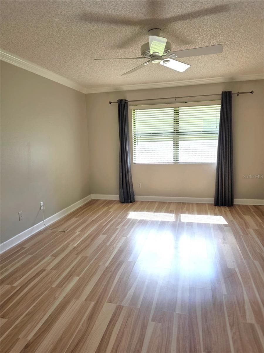 4045 BLUFF OAK COURT — photo 15 of 29