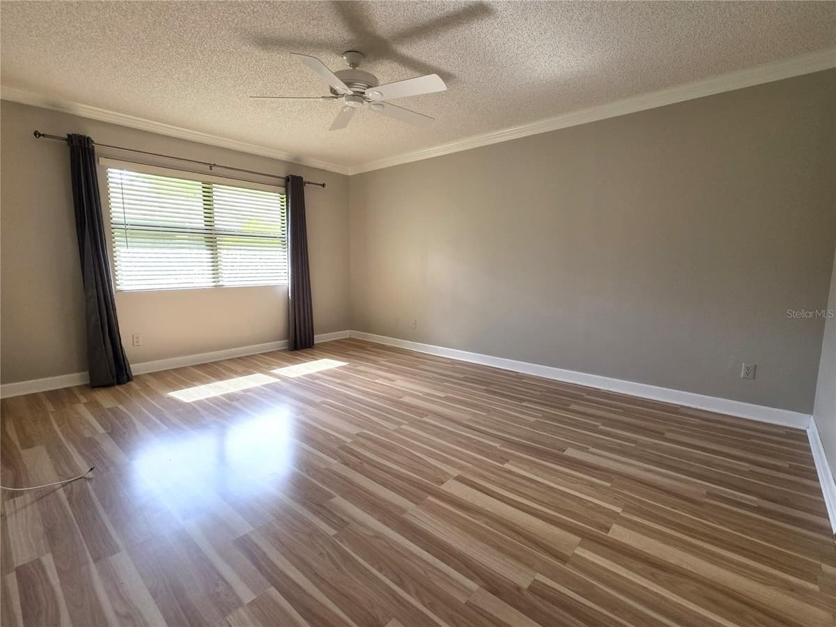 4045 BLUFF OAK COURT — photo 16 of 29