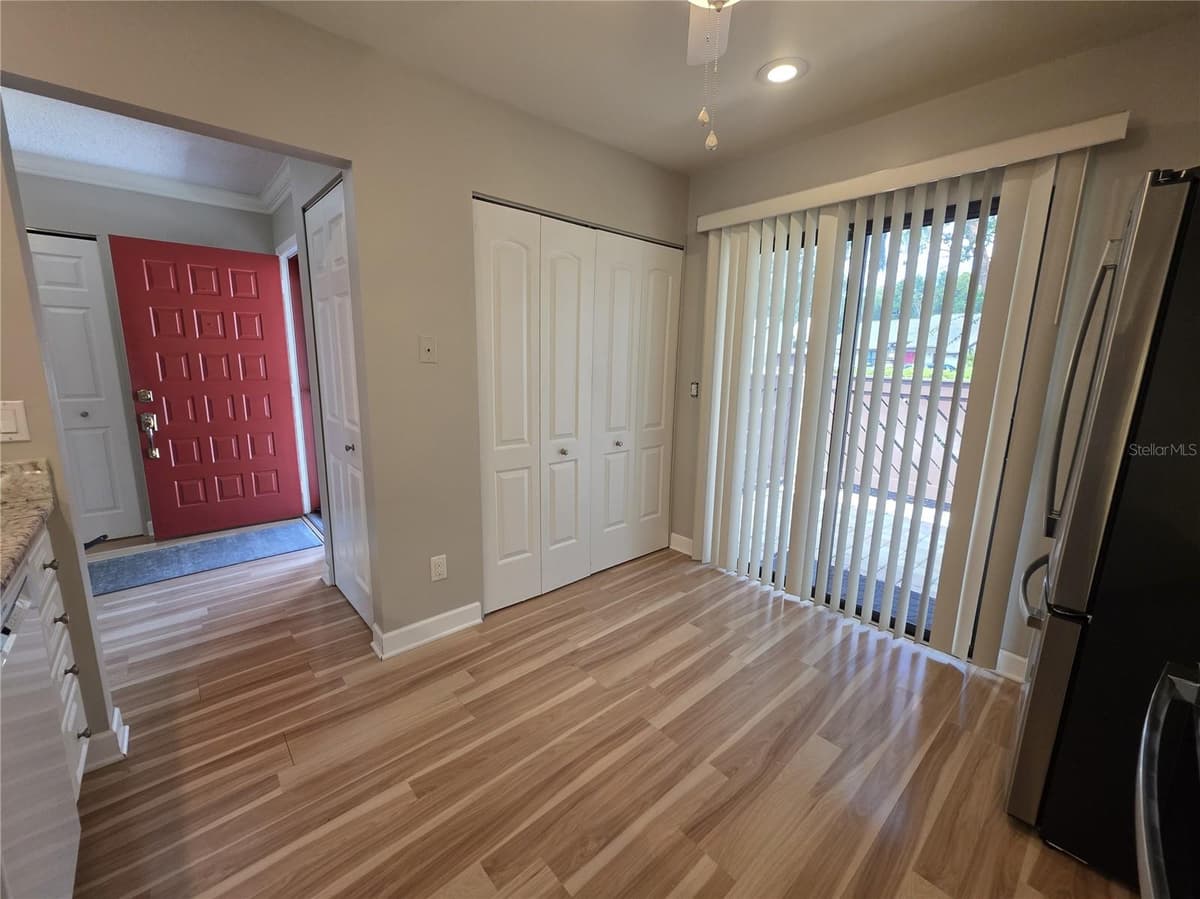 4045 BLUFF OAK COURT — photo 5 of 29