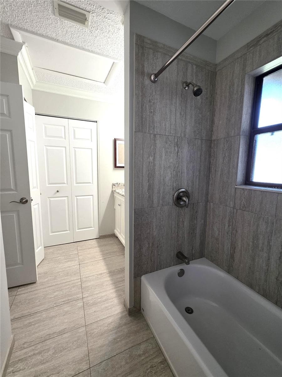 4045 BLUFF OAK COURT — photo 20 of 29