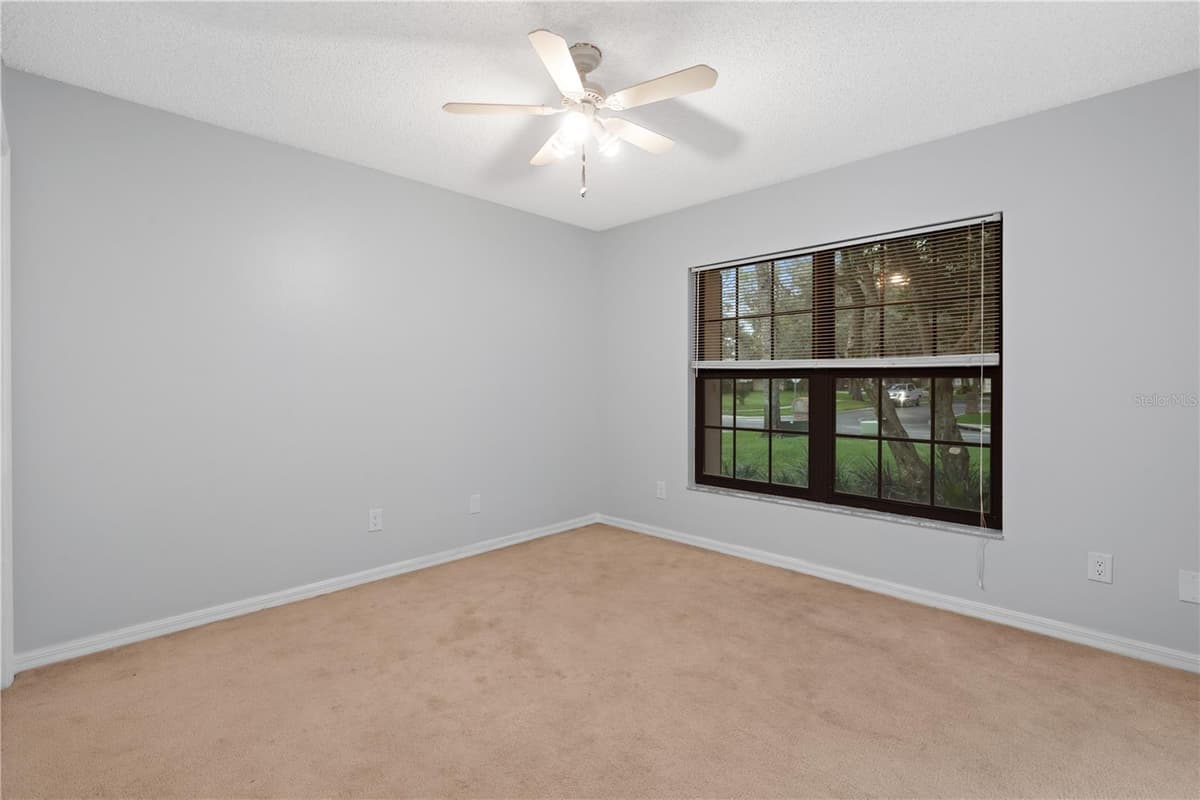 2553 MASON OAKS DRIVE — photo 40 of 60