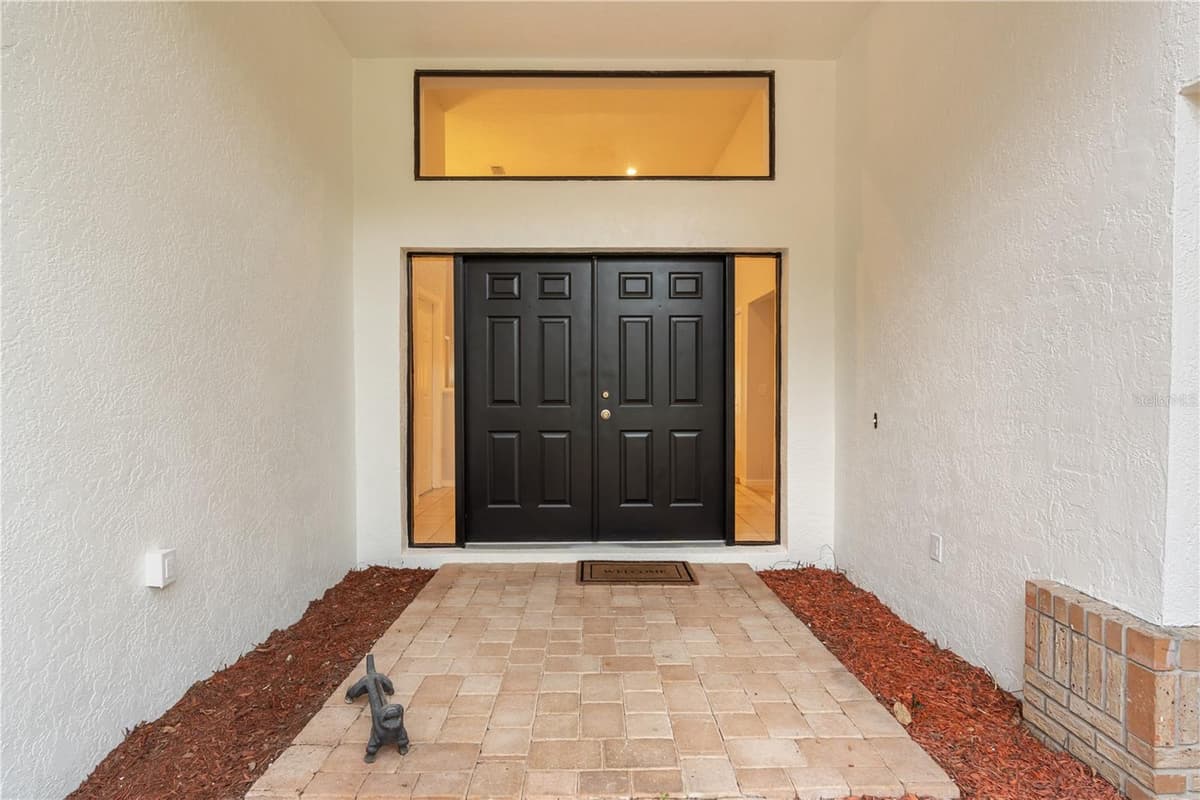 2553 MASON OAKS DRIVE — photo 4 of 60