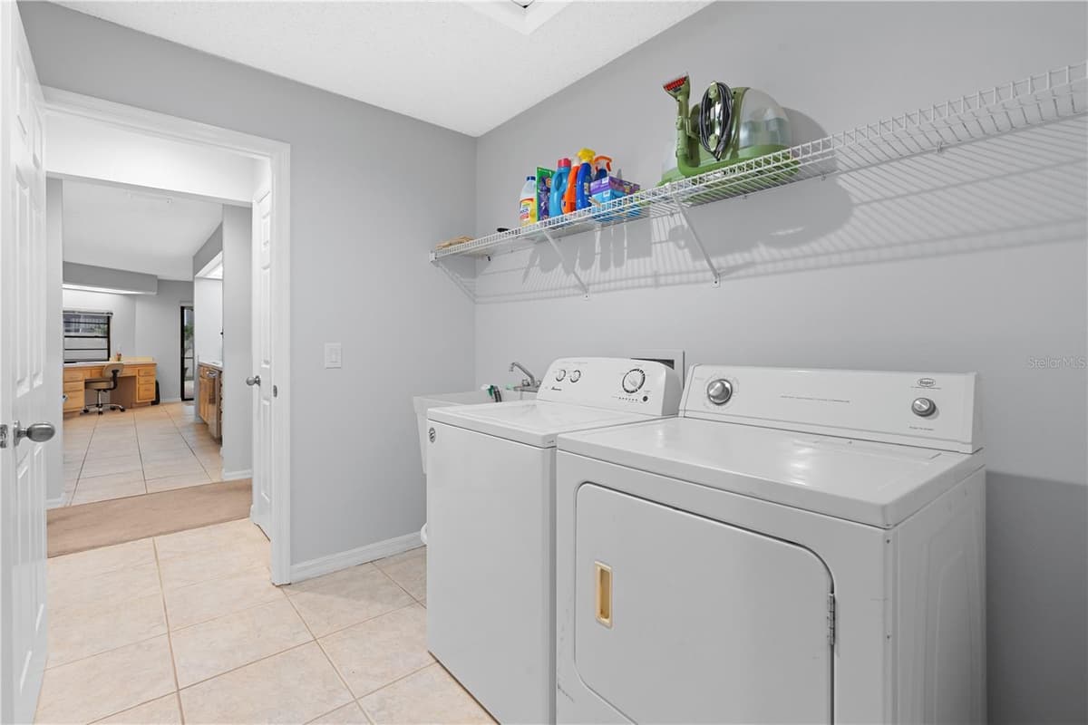 2553 MASON OAKS DRIVE — photo 35 of 60