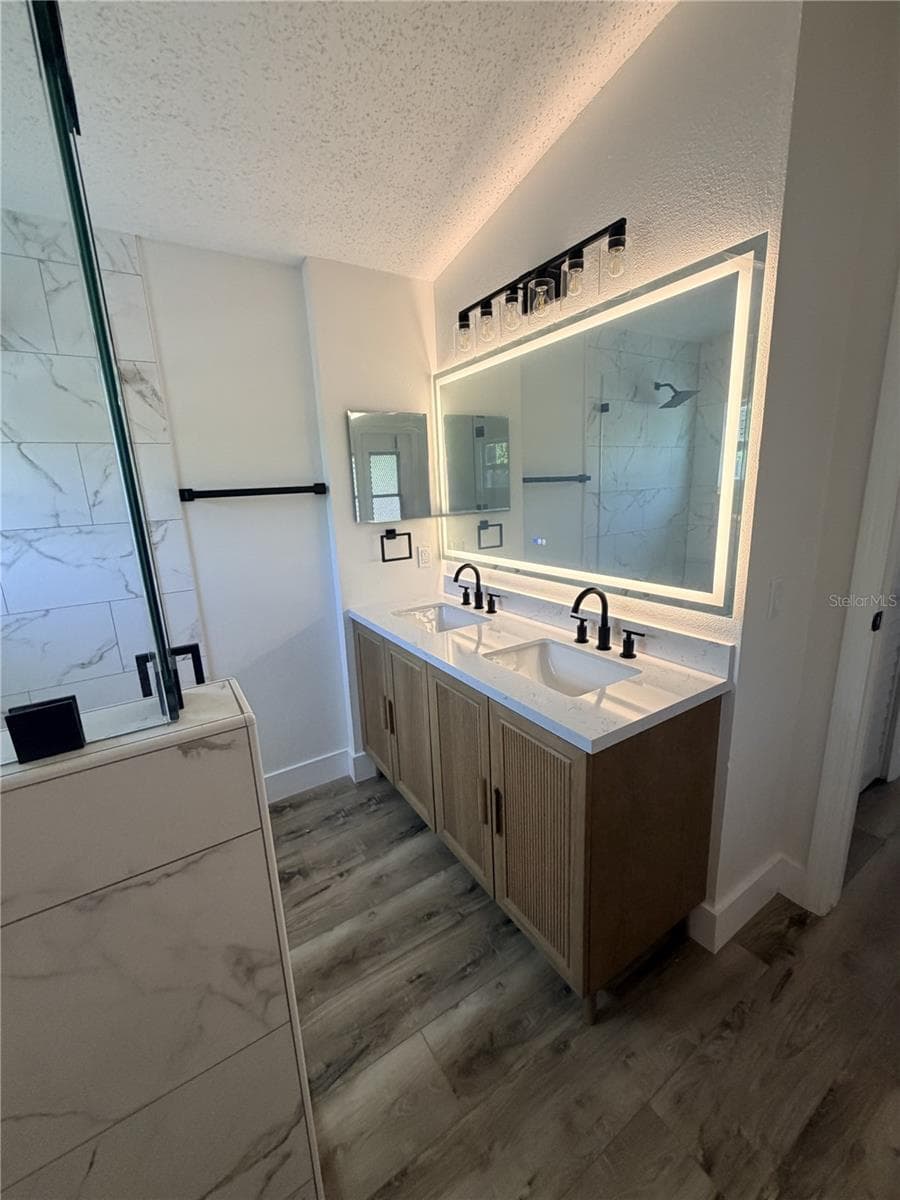 2943 WOOLRIDGE DRIVE — photo 4 of 11