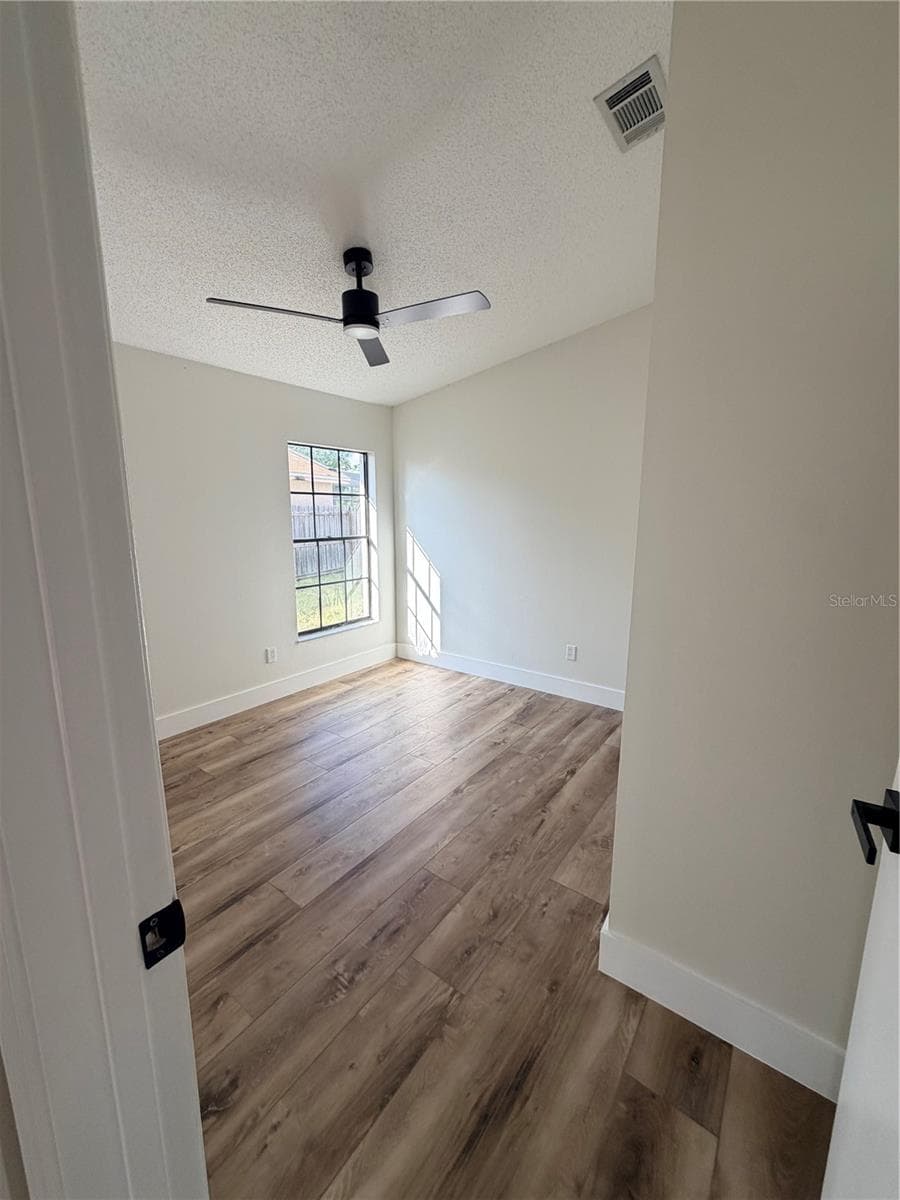 2943 WOOLRIDGE DRIVE — photo 6 of 11