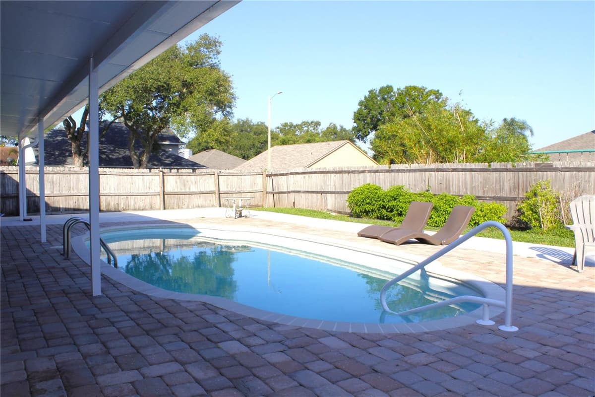 1913 FIRETHORN COURT — photo 21 of 58
