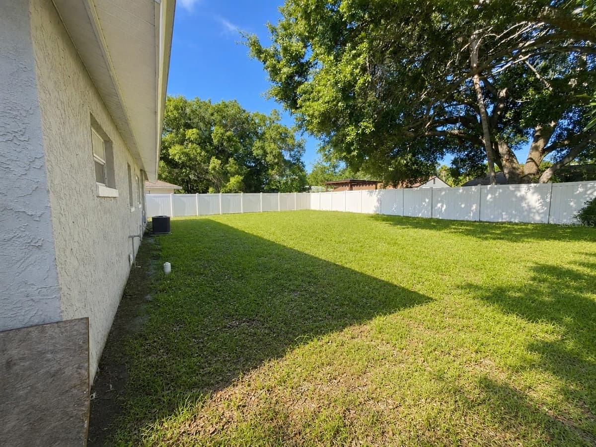 5814 HAMMON DRIVE — photo 10 of 10