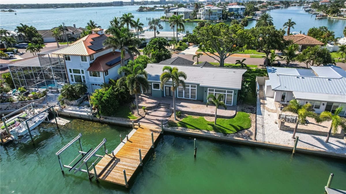 440 PALM ISLAND — photo 37 of 62