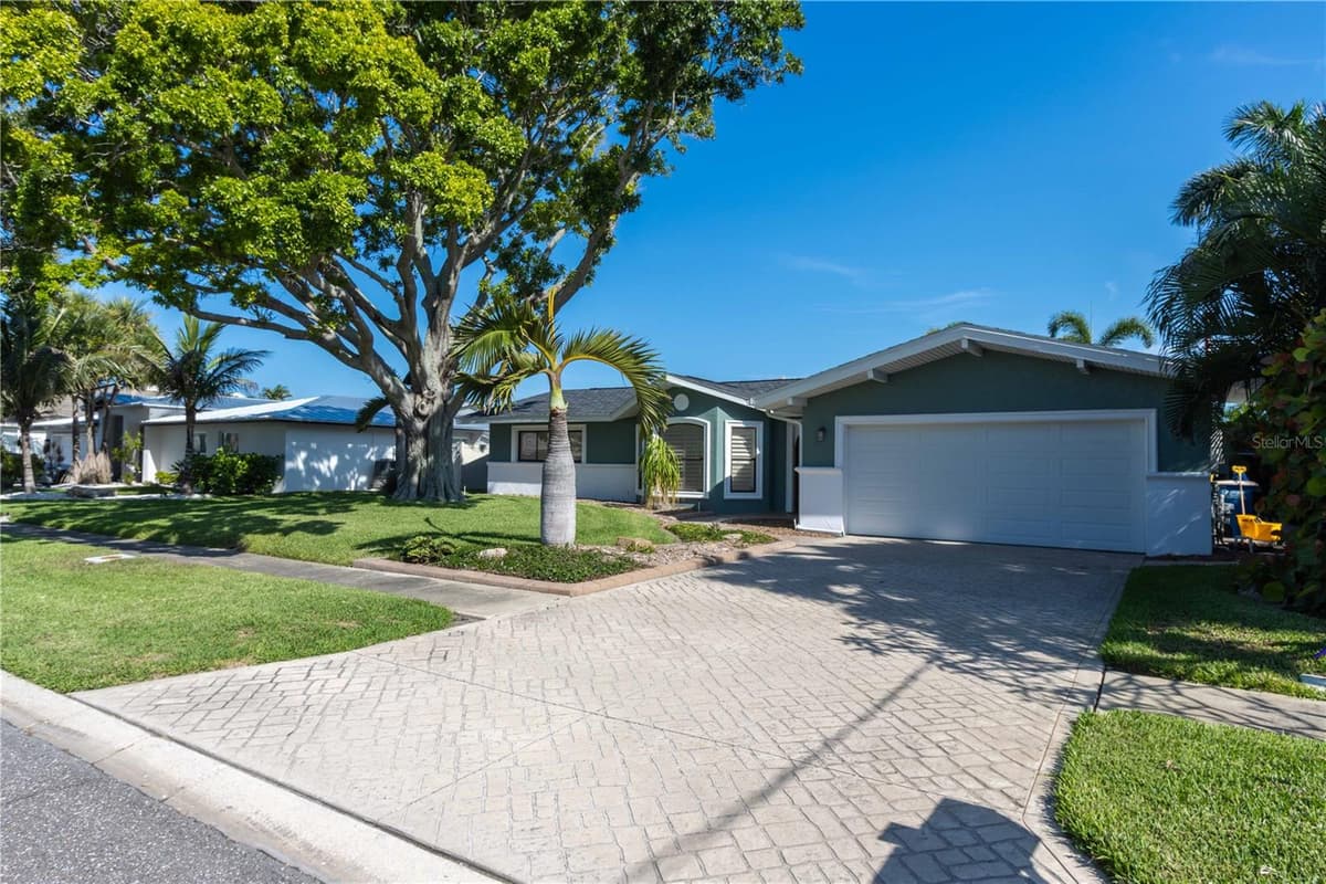 440 PALM ISLAND — photo 10 of 62