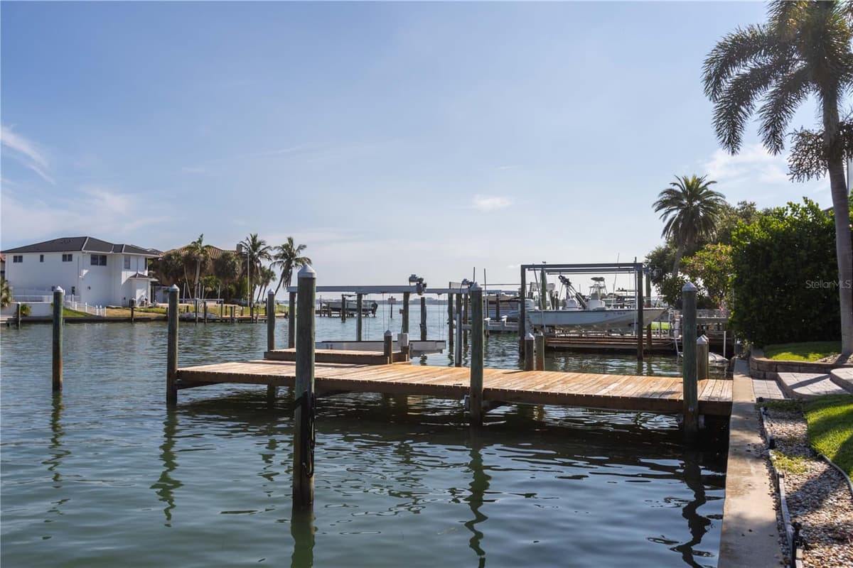 440 PALM ISLAND — photo 46 of 62