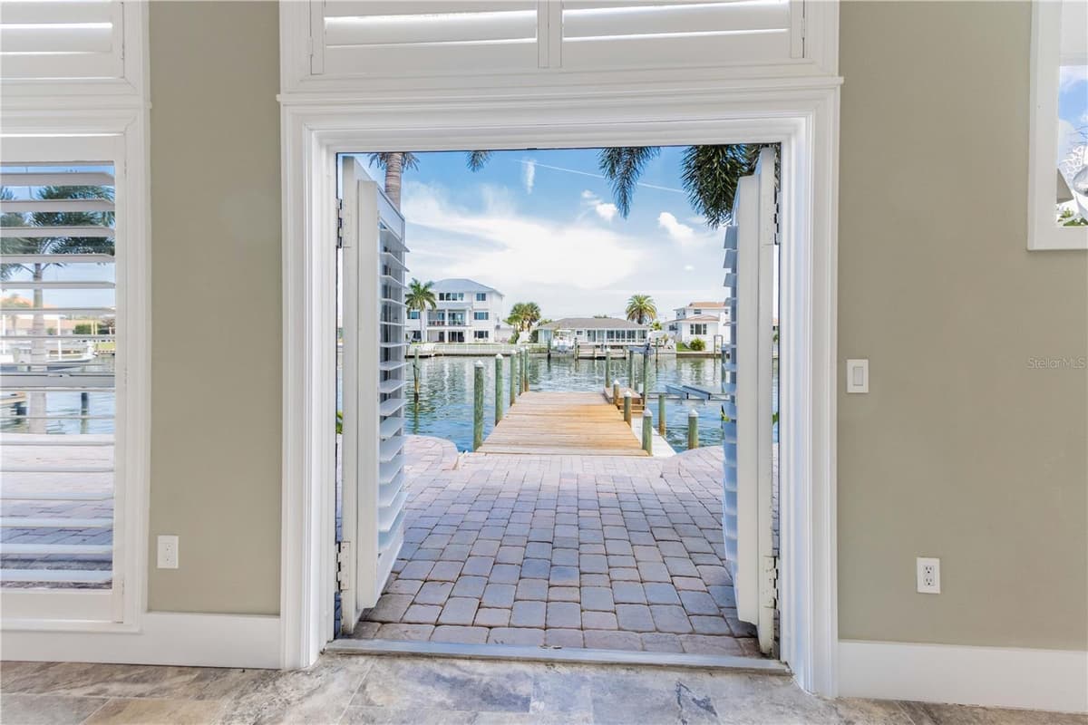 440 PALM ISLAND — photo 12 of 62