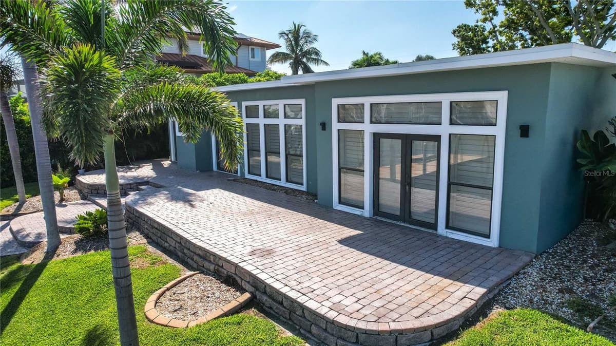 440 PALM ISLAND — photo 7 of 62