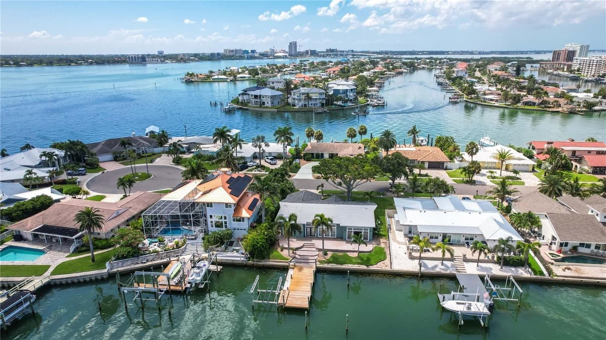 440 PALM ISLAND — photo 40 of 62