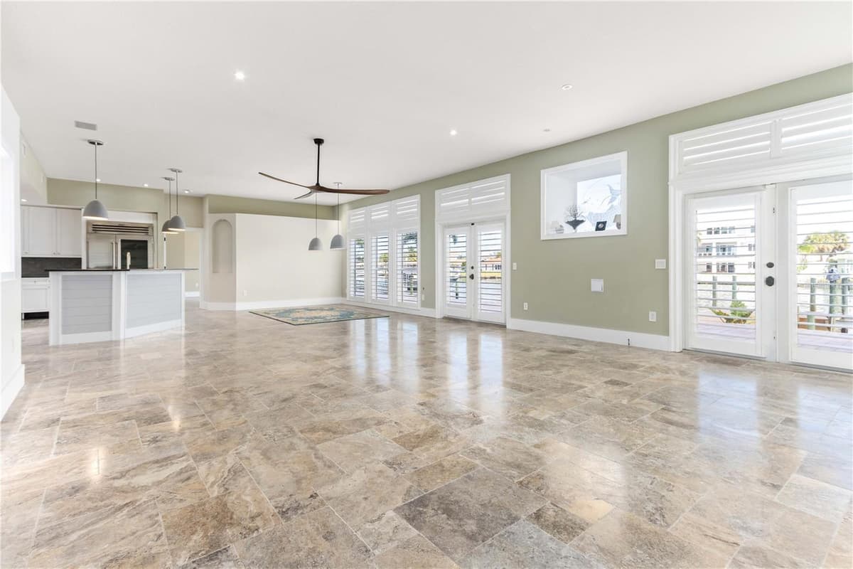 440 PALM ISLAND — photo 13 of 62