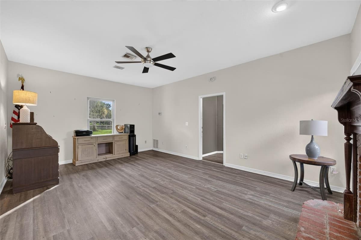 1690 TALLAPOOSA DRIVE — photo 17 of 35