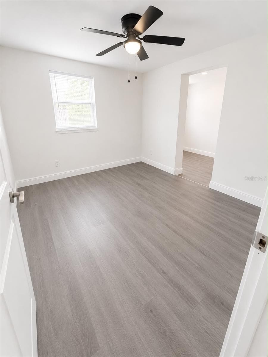 4116 OAKFIELD AVENUE — photo 7 of 20