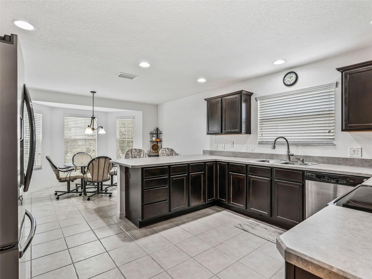 764 BAISLEY TRAIL — photo 3 of 41