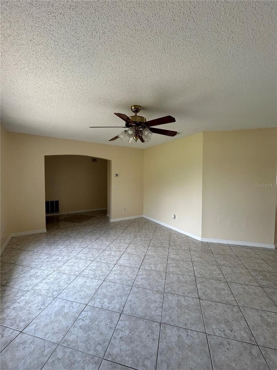 1090 JASON RIDGE COURT — photo 6 of 33