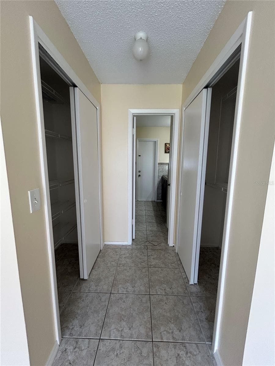 1090 JASON RIDGE COURT — photo 9 of 33