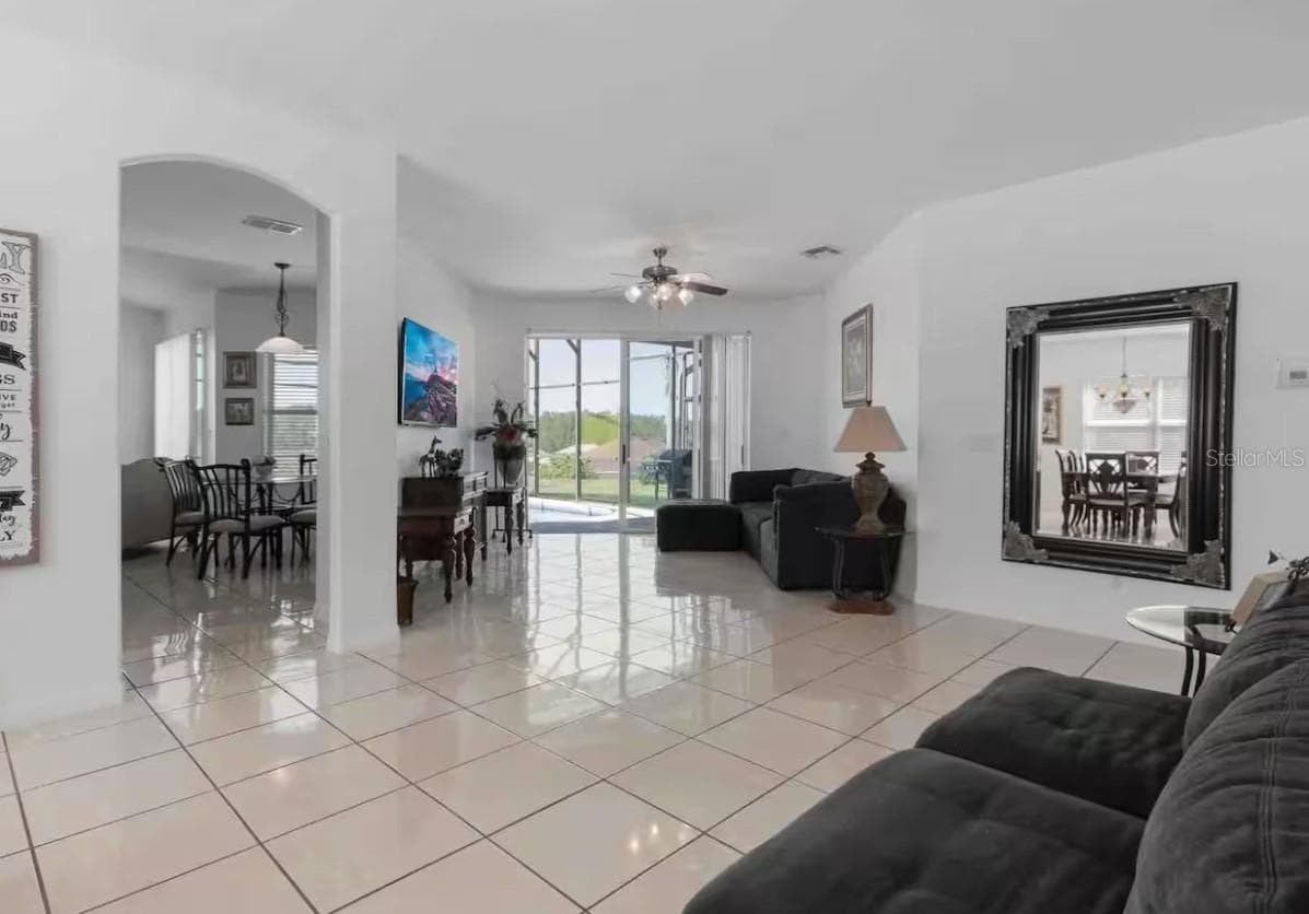 943 CORVINA DRIVE — photo 9 of 40