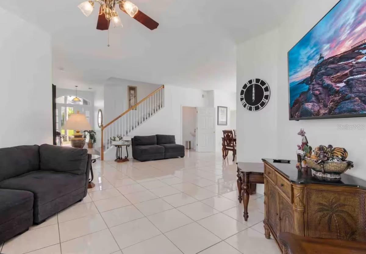 943 CORVINA DRIVE — photo 5 of 40