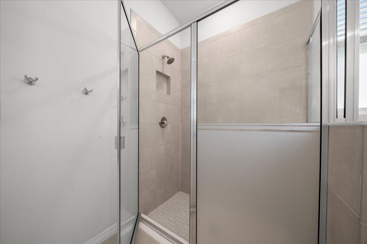 8068 59TH TERRACE — photo 30 of 55