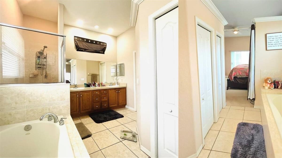 8155 WOODVINE CIRCLE — photo 14 of 22