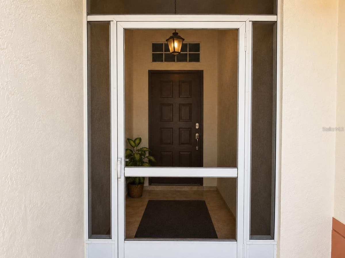 822 MCCALLISTER — photo 2 of 29