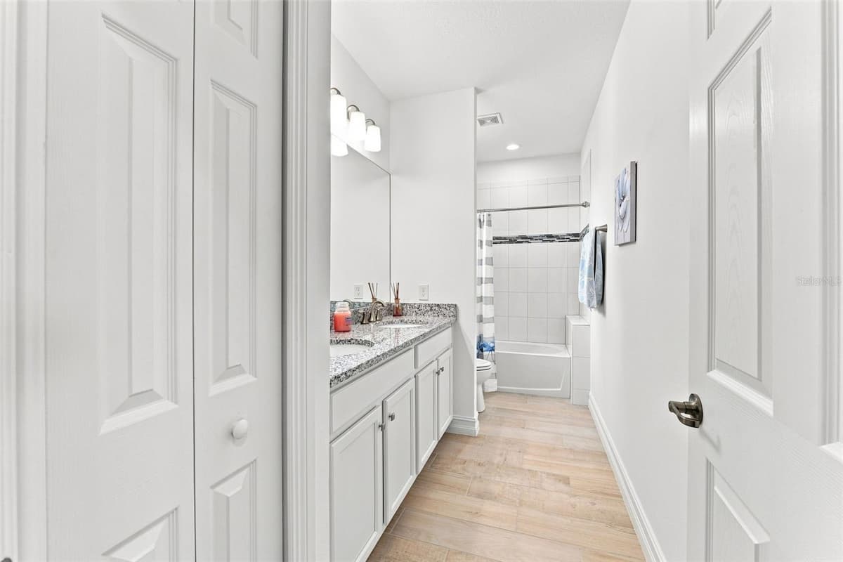 1805 NOEL PLACE — photo 27 of 33
