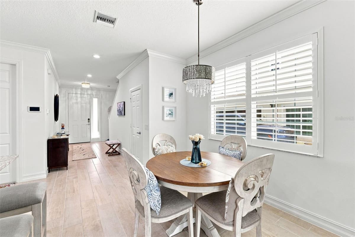 1805 NOEL PLACE — photo 11 of 33