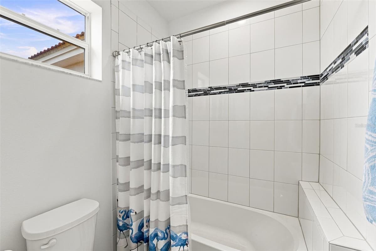 1805 NOEL PLACE — photo 29 of 33