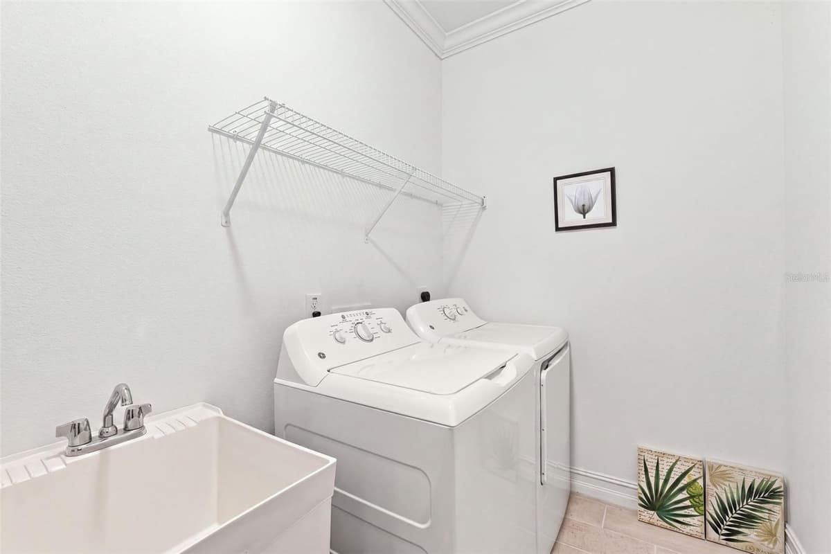 1805 NOEL PLACE — photo 9 of 33