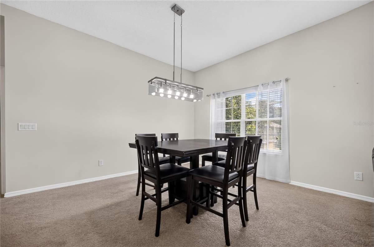 380 ASHLEY BROOKE COURT — photo 4 of 12