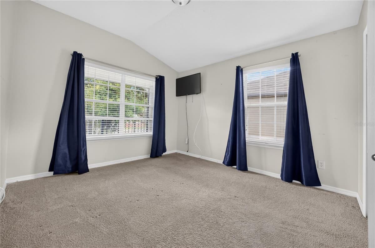 380 ASHLEY BROOKE COURT — photo 10 of 12