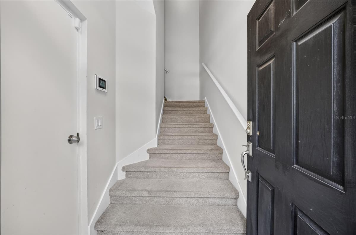 380 ASHLEY BROOKE COURT — photo 3 of 12