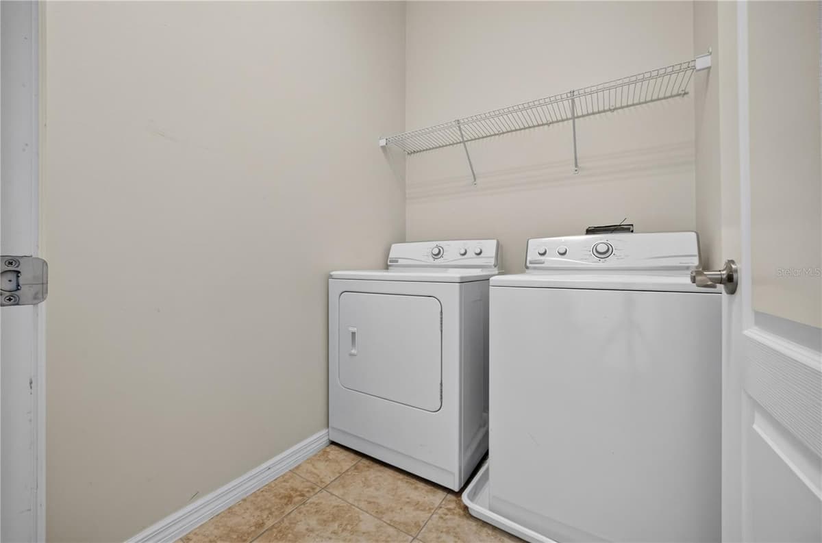 380 ASHLEY BROOKE COURT — photo 11 of 12