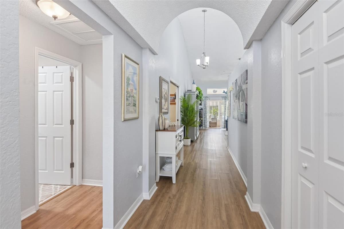 9330 NEW ORLEANS DRIVE — photo 8 of 42