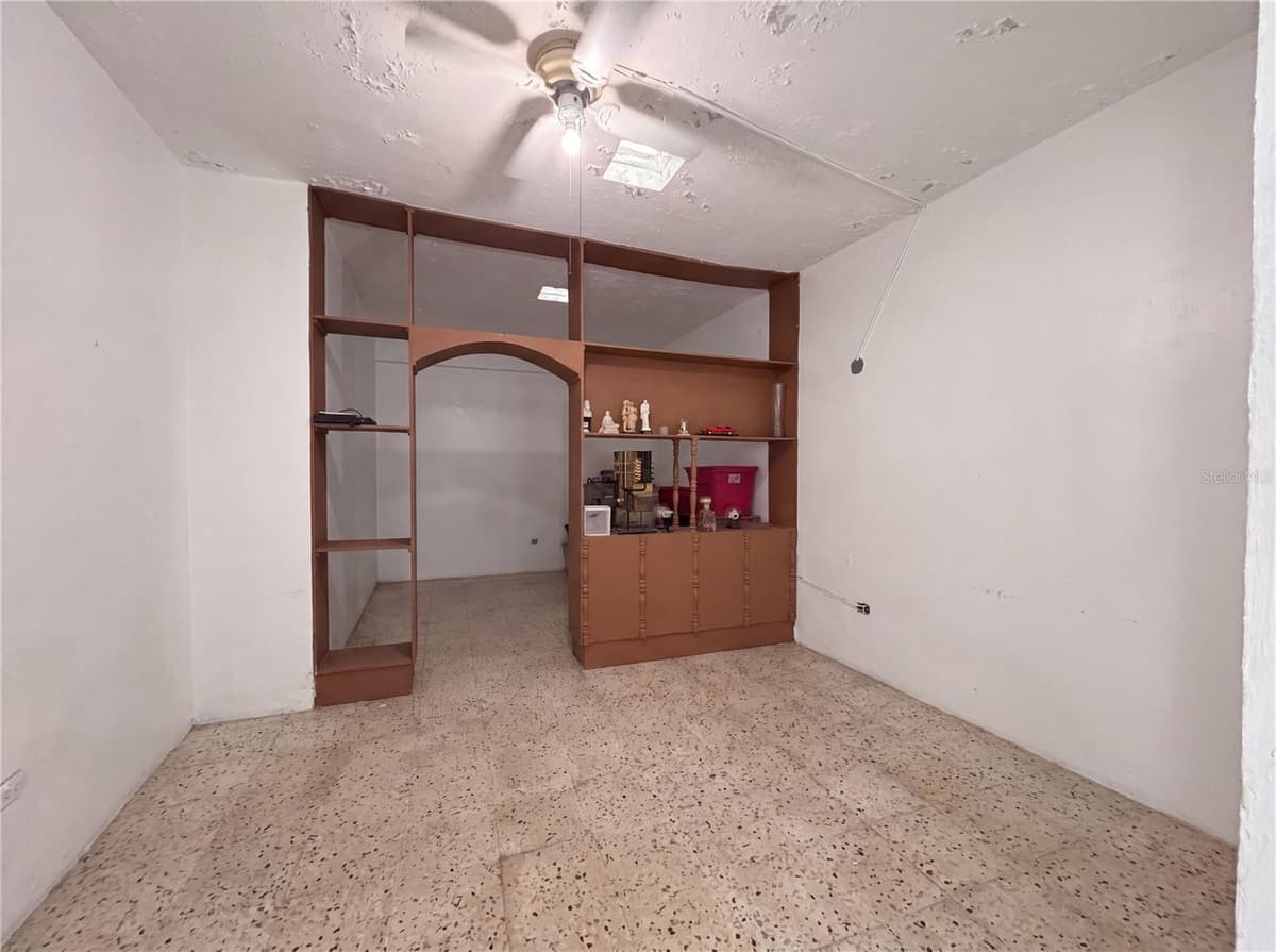 187 ROMAGUERA STREET — photo 16 of 24