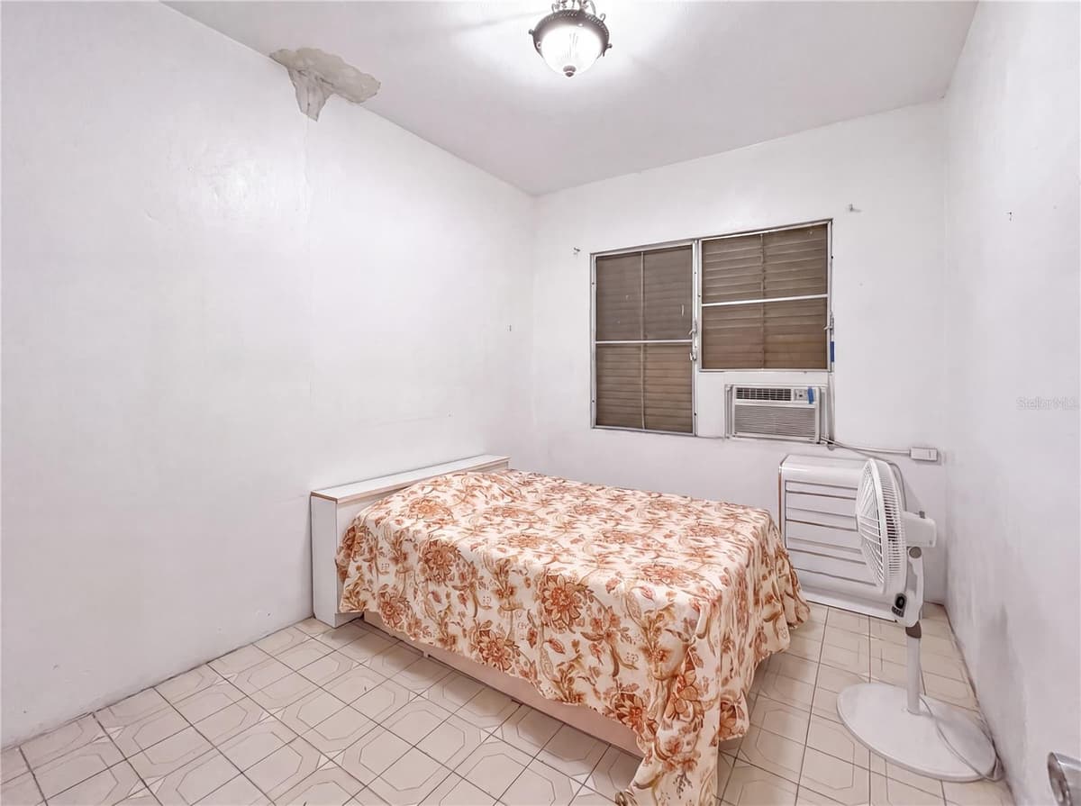 187 ROMAGUERA STREET — photo 8 of 24