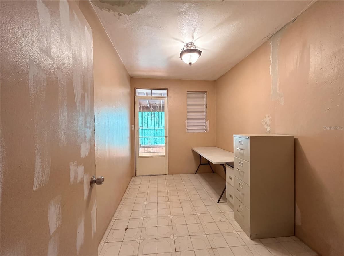 187 ROMAGUERA STREET — photo 13 of 24