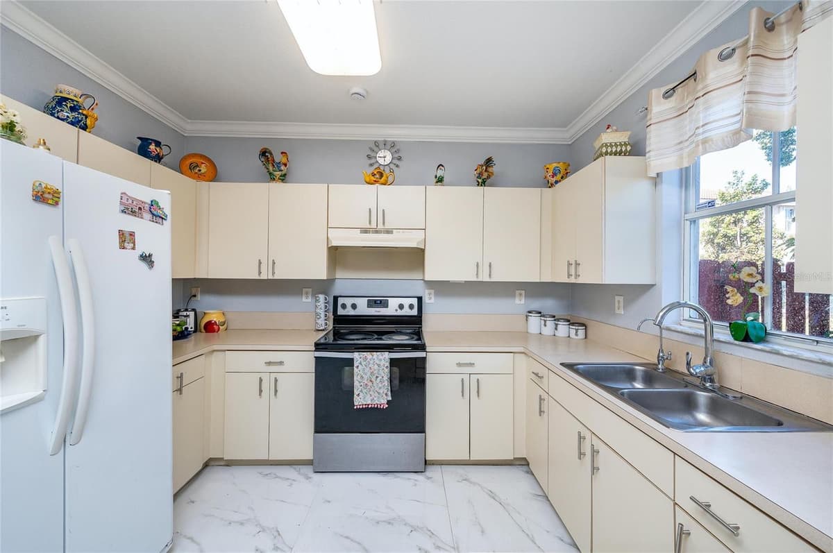13861 SW 273 TERRACE — photo 4 of 9