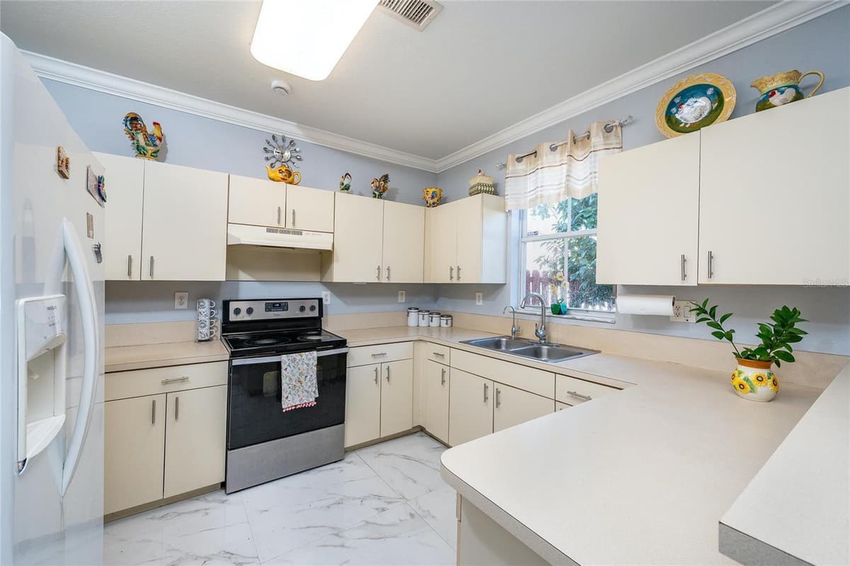 13861 SW 273 TERRACE — photo 3 of 9