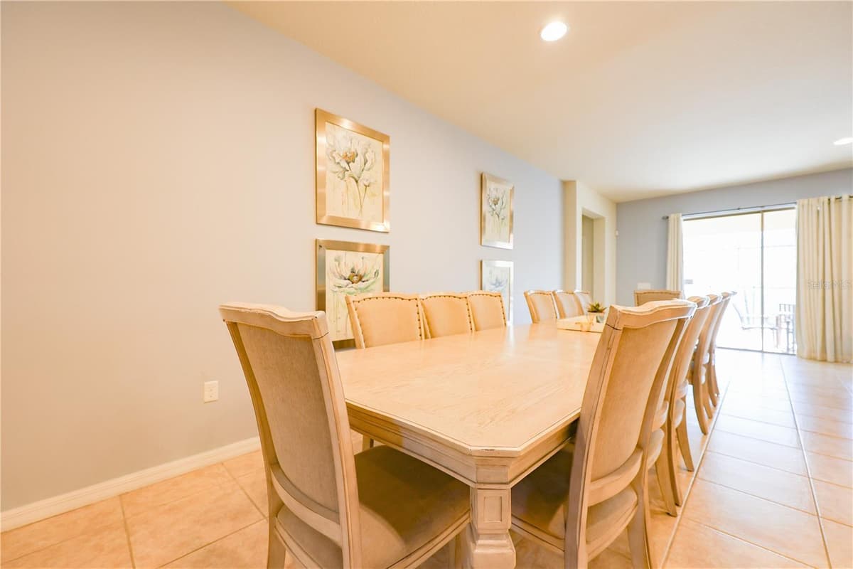 8812 MACAPA DRIVE — photo 22 of 90