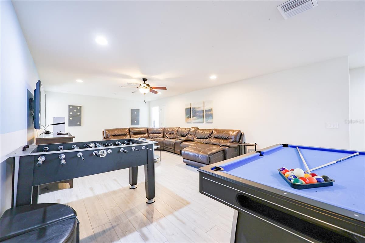 8812 MACAPA DRIVE — photo 43 of 90