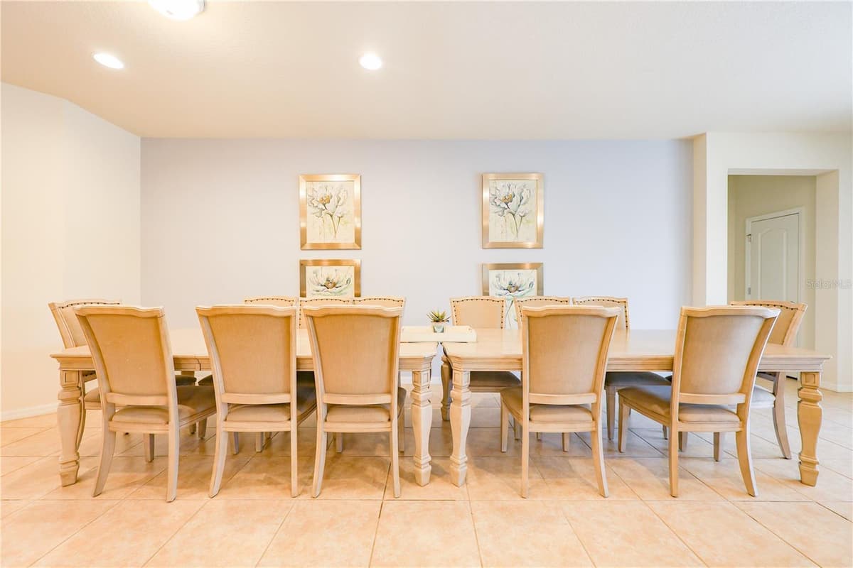 8812 MACAPA DRIVE — photo 20 of 90