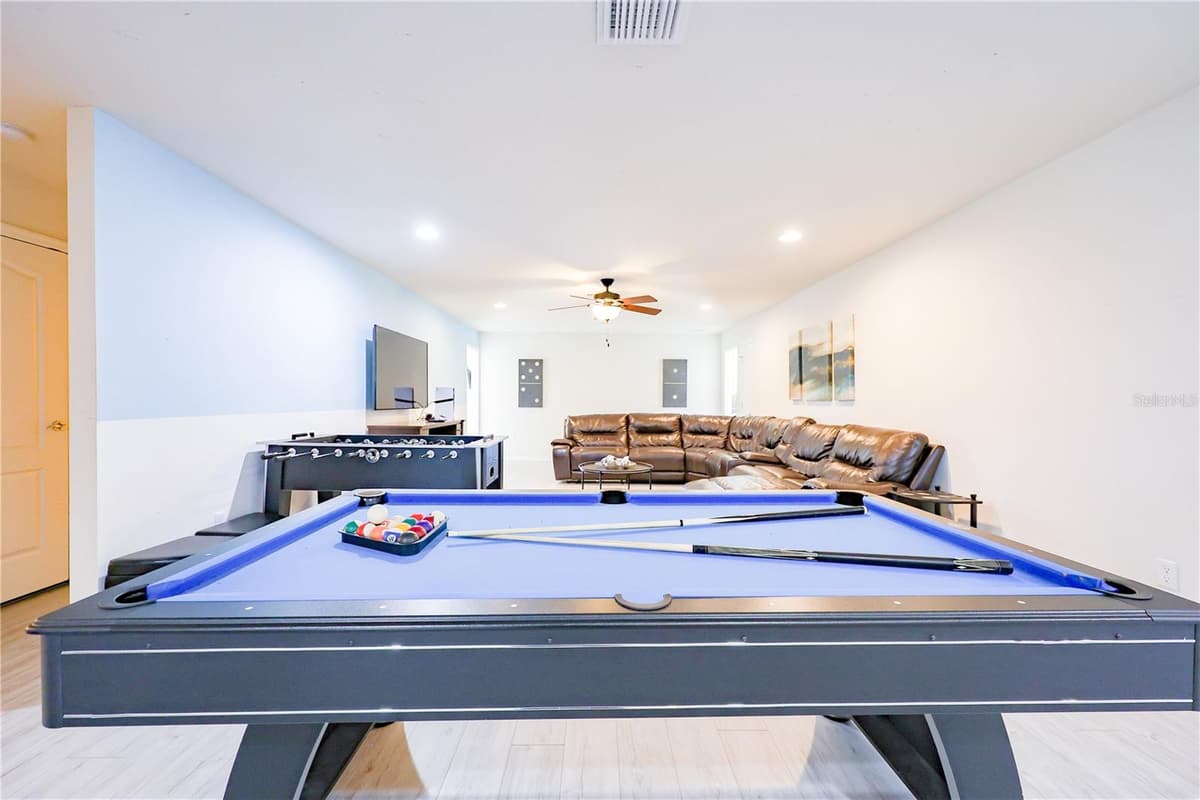 8812 MACAPA DRIVE — photo 39 of 90