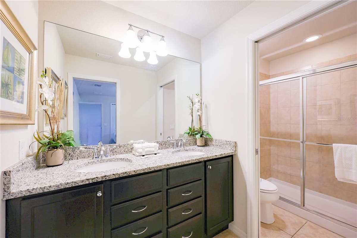 8812 MACAPA DRIVE — photo 37 of 90